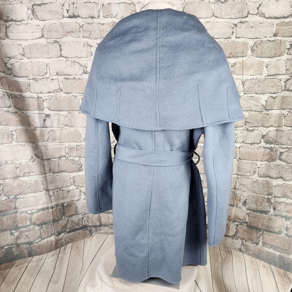 Tahari Marla Powder Blue Handmade Double Face Wool Wrap Coat Size Medium - Picture 9 of 12